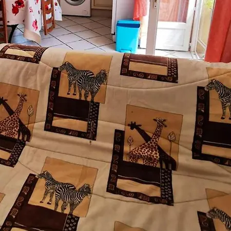 Hébergement de vacances Maison Chaleureuse A + Piscine Partagee Saint-Marcel-les-Sauzet